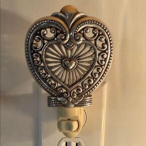 Brighton Silver Heart Wall Decor Night Light